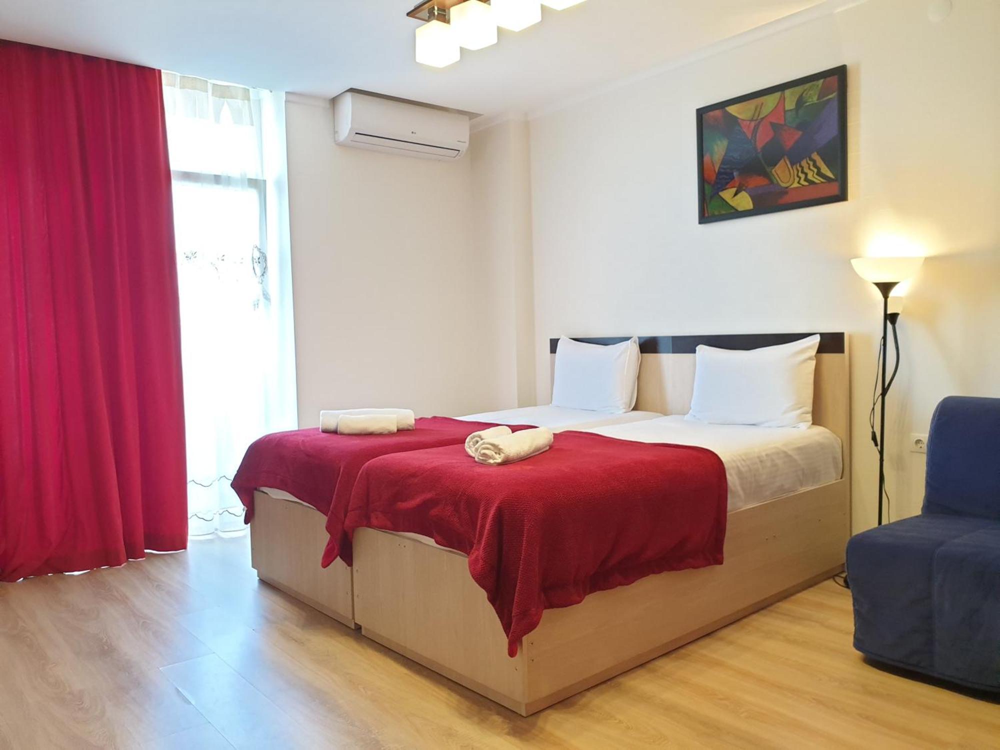 Holiday Premium Apartments Батуми Екстериор снимка