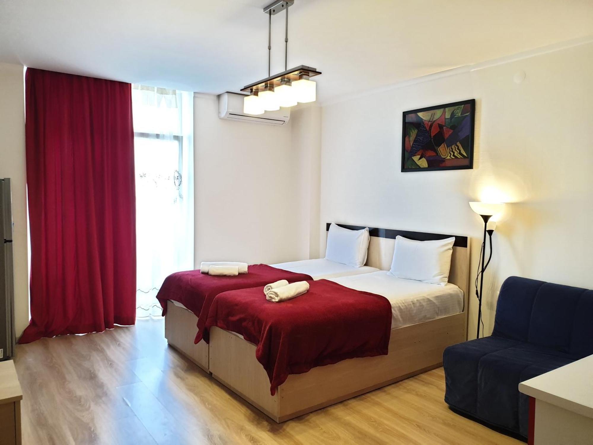 Holiday Premium Apartments Батуми Екстериор снимка
