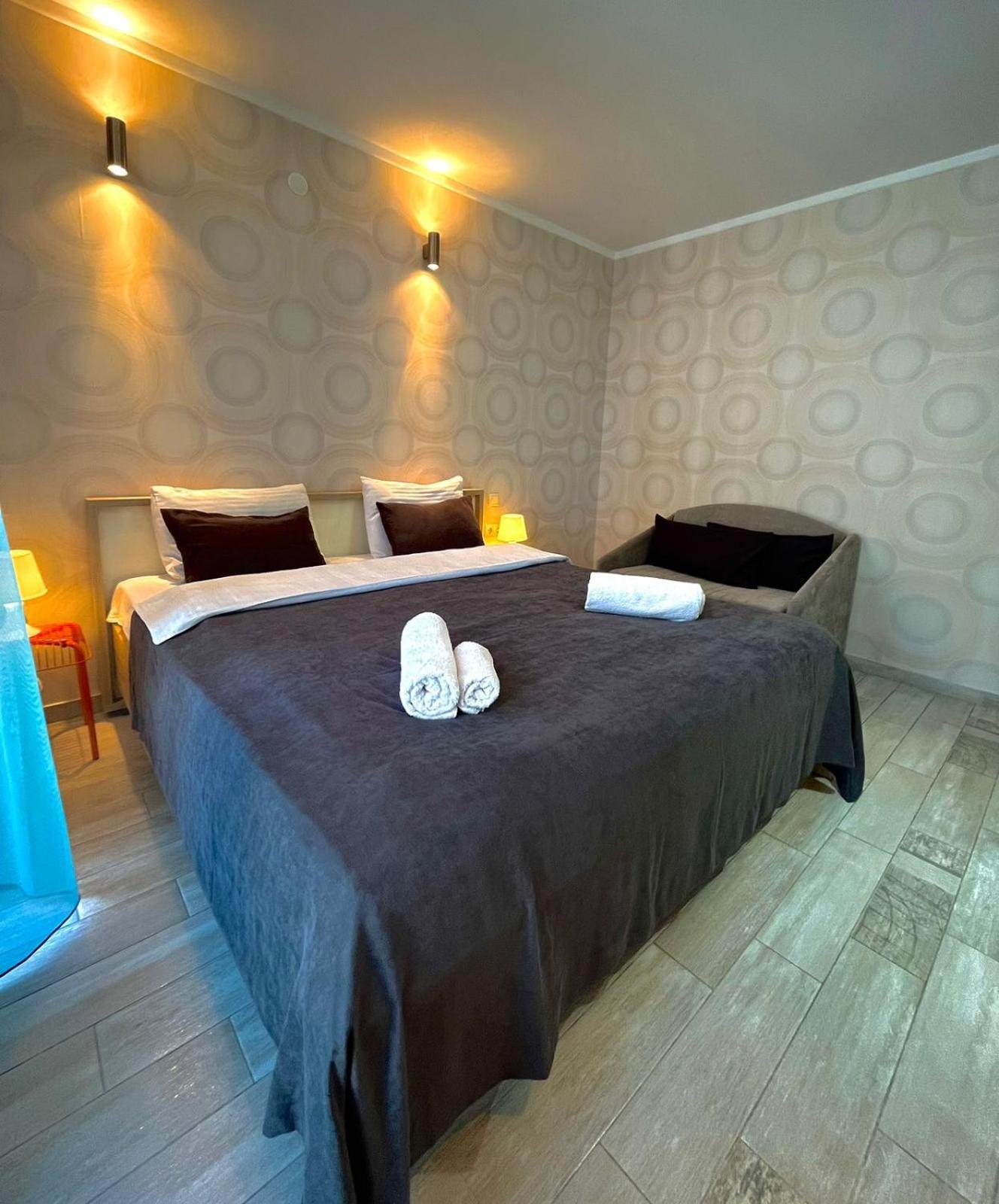 Holiday Premium Apartments Батуми Екстериор снимка