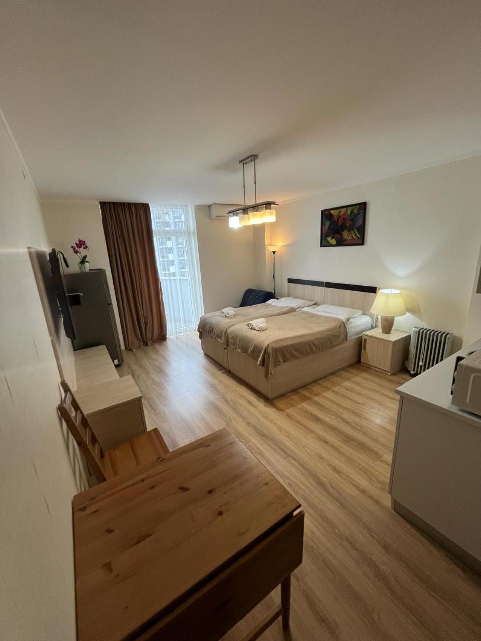 Holiday Premium Apartments Батуми Екстериор снимка