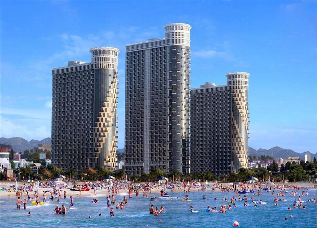 Holiday Premium Apartments Батуми Екстериор снимка