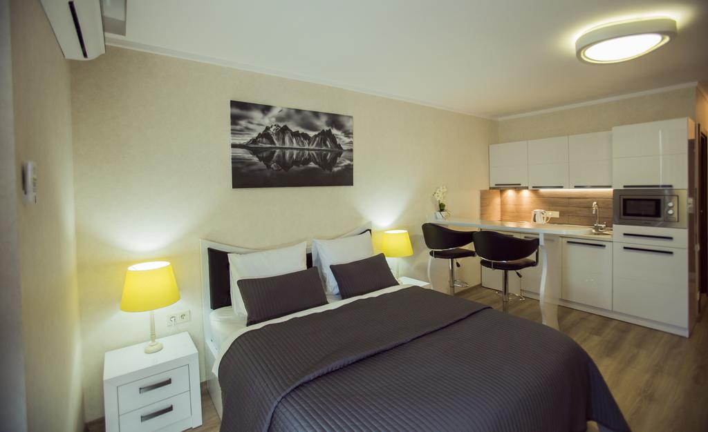 Holiday Premium Apartments Батуми Екстериор снимка