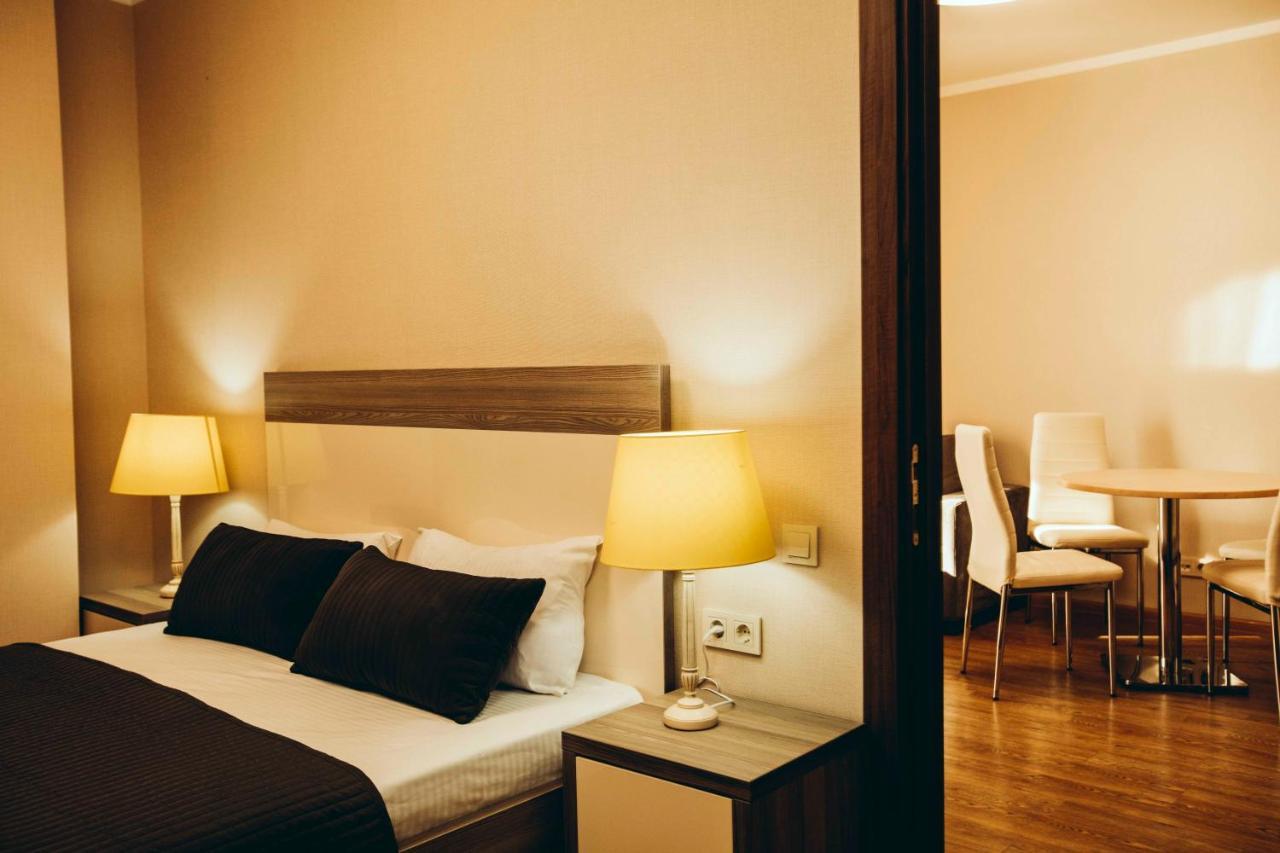 Holiday Premium Apartments Батуми Екстериор снимка